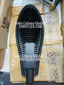 Lampu Jalan LED 150watt Body Hitam
