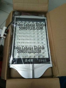Lampu PJU LED 84watt Ekonomis