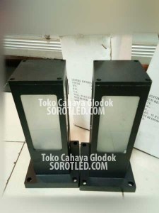 Lampu Taman E27 Minimalis Frosted Glass