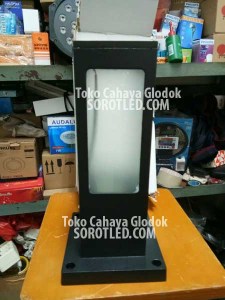 Lampu Taman E27 Minimalis Frosted Glass